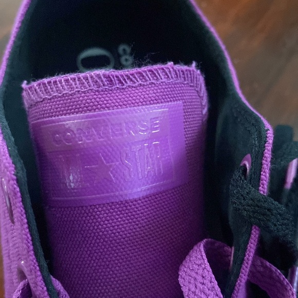 Converse Women's Sneakers in Vibrant Purple Size 10 ( S - 15) - Picture 5 of 10